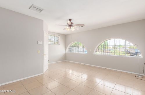 8634 3 St, Phoenix AZ 85004-2020 exterior