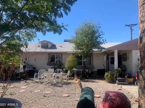 3028 61 St, Phoenix AZ 85033-1714 exterior