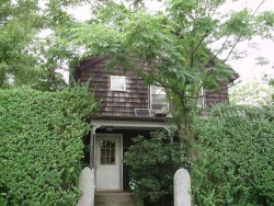 51 Oak Ave, Newton, MA 02465-1814