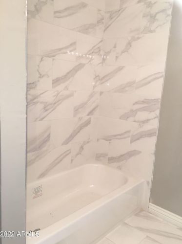 4602 38 Dr, Phoenix AZ 85053-2811 exterior