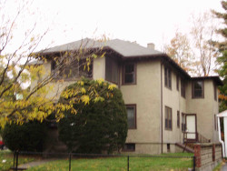 1629 Centre St, Newton, MA 02461-1256