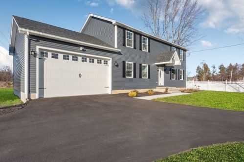 684 Cooper St, Agawam, MA 01001-2177