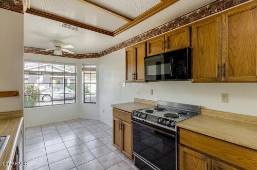 125 Campo Bello Dr, Phoenix AZ 85032-2215 exterior