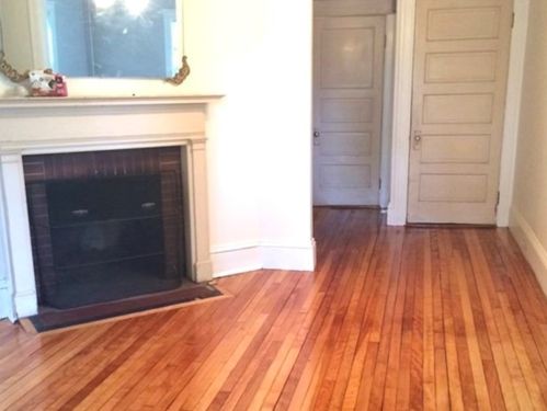 8 Hadwen Ln, Worcester MA 01602 exterior