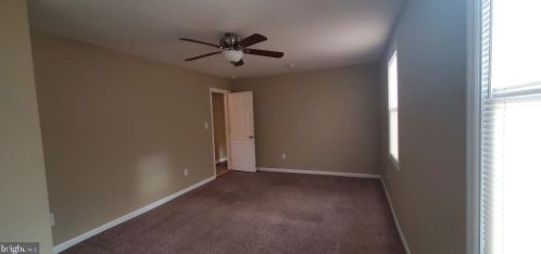 932 Dover Rd, West Deptford NJ 08093-1713 exterior