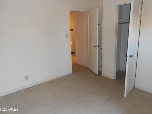 8822 6 Pl, Phoenix AZ 85024-1620 exterior