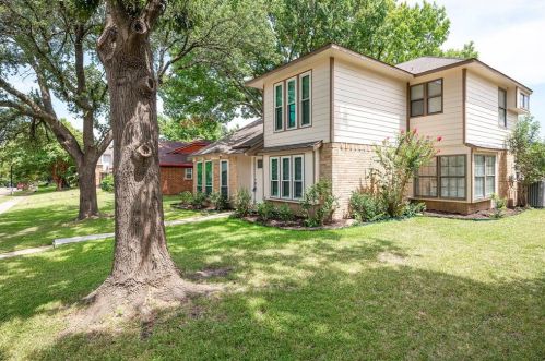 510 Country View Ln, Garland, TX 75043-5614