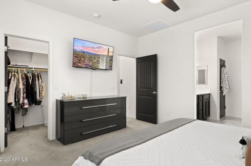 2837 Apollo Rd, Phoenix AZ  85041-5339 exterior