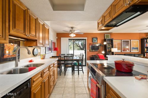 4809 Euclid Ave, Phoenix, AZ 85044-5736