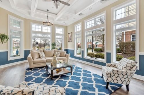 906 Memorial Dr, Belleville NJ  07109-5356 exterior