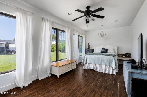 3140 52nd St, Phoenix AZ 85018-4402 exterior