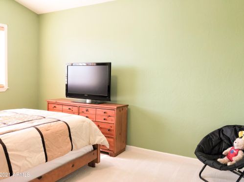 1736 Cathedral Rock Dr, Phoenix AZ 85048-9136 exterior