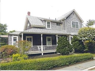 5 Highland Rd, Nahant, MA 01908-1312