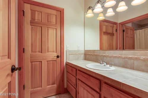 3008 Wedge Cir, Park City UT 84098-5894 exterior