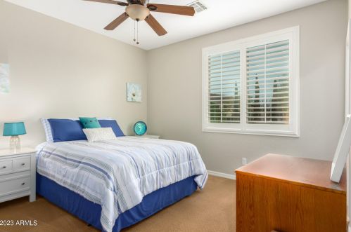 25311 51 Dr, Phoenix AZ 85035-1901 exterior