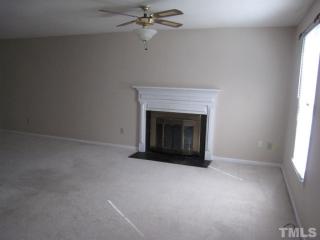 7 Old Towne Pl, Durham NC  27713-9166 exterior