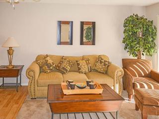 10 Bell Rd, Phoenix AZ  85022-6300 exterior