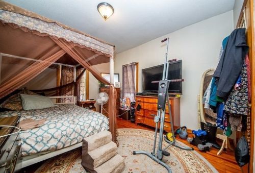 10 Choate St, Fall River MA 02723-2004 exterior