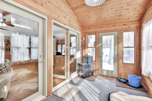 1006 12th St, Princeton MN 55371-1009 exterior