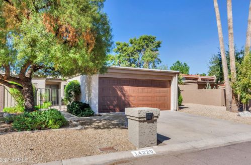 14220 3rd Ave, Phoenix AZ  85023-6204 exterior