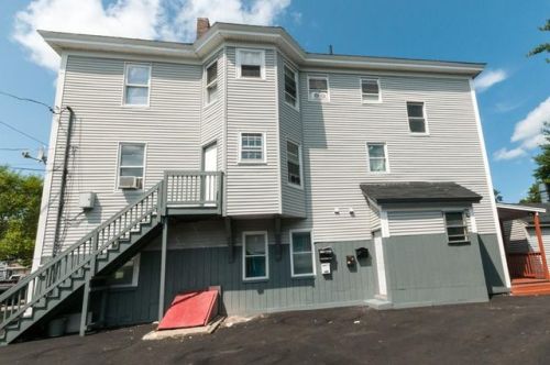 11 Tenney St, Methuen, MA 01844-4337
