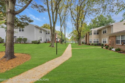 73 Honeysuckle Ln, Tinton Falls NJ 07701-6740 exterior