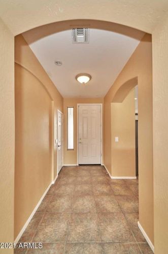 1813 Beautiful Ln, Phoenix AZ 85042-7073 exterior