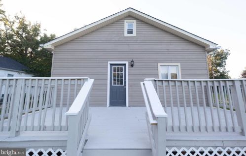 638 Washington Ave, West Deptford NJ 08096-1035 exterior