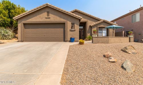 16011 18 Dr, Phoenix AZ 85045-1774 exterior