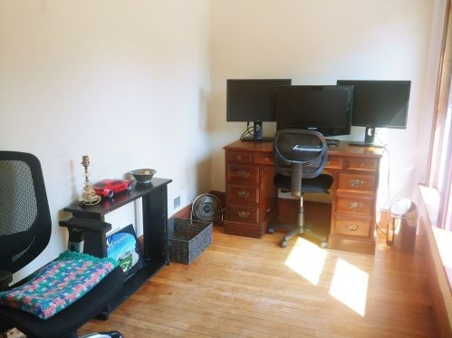 233 Essex Ave, Gloucester MA 01930-4927 exterior