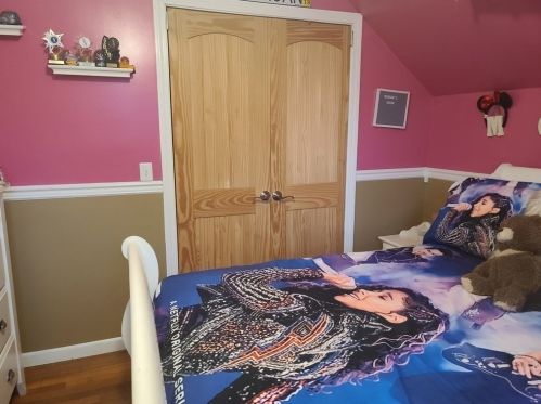 145 Armour St, New Bedford MA 02740-2405 exterior