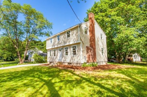 3 Winter St, Acton MA  01720-2136 exterior