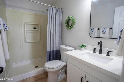 3117 65th Ave, Phoenix AZ 85033-5215 exterior