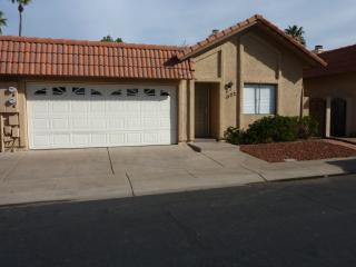 1122 Charleston Ave, Phoenix AZ  85022-1148 exterior