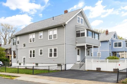 13 Edith St, Arlington MA 02474-8820 exterior