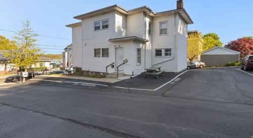 481 Durfee St, Fall River MA  02720-2538 exterior
