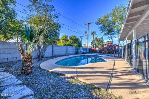 9022 18 Dr, Phoenix AZ 85021-2908 exterior