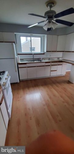 1217 Cooper St, West Deptford NJ  08096-3078 exterior