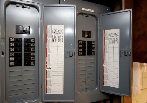 10 Viall St, New Bedford MA 02744-2505 exterior