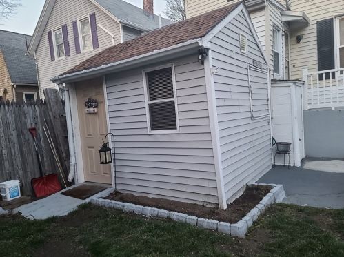 145 Armour St, New Bedford MA 02740-2405 exterior