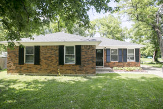 11500 Carriage Rst Ct, Louisville KY  40243-1073 exterior