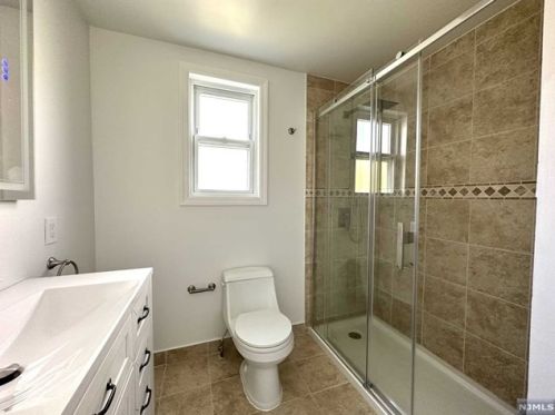 3 Pleasant Pl, Kearny NJ  07032-1830 exterior