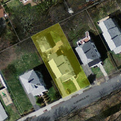 431 Albemarle Rd, Newton MA 02460-1357 aerial view
