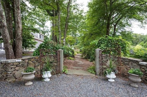 17 Guide Board Rd, Plymouth MA 02360 exterior