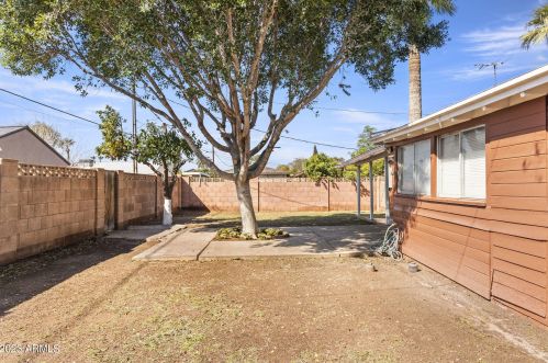 525 Edgemont Ave, Phoenix AZ 85035-1809 exterior