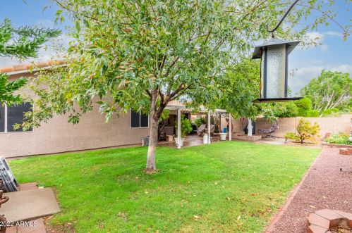 4015 Bloomfield Rd, Phoenix AZ 85029-2953 exterior