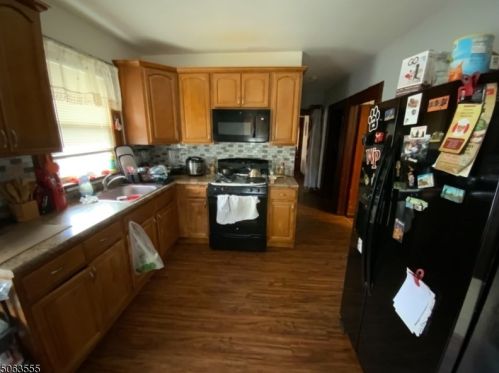 14 Oak St, Belleville NJ 07109-2659 exterior