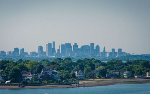 94 Great Hl Dr, Weymouth MA 02189 exterior