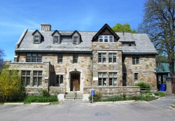 64 Eldredge St, Newton, MA 02458-2097