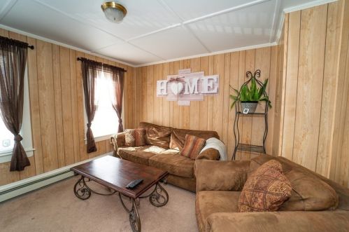 1 Hamilton St, Plymouth MA 02360-4101 exterior